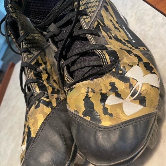 BASEBALL CLEATS - Picture 3 of 8